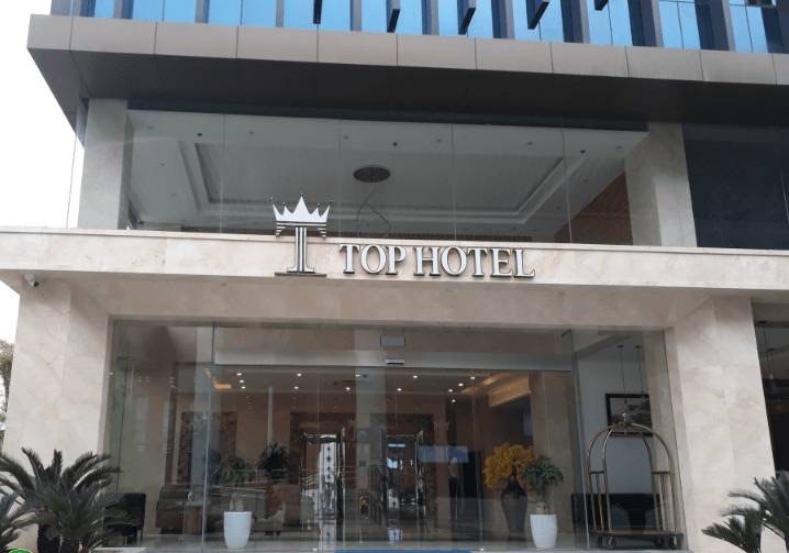 Khach san Top Hotel Ha Noi “thu phi cho cong an, y te chong dich“: Do loi 