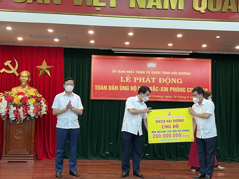 Hai Duong: Hon 70 ty ung ho Quy vaccine COVID-19 ngay khi phat dong-Hinh-15