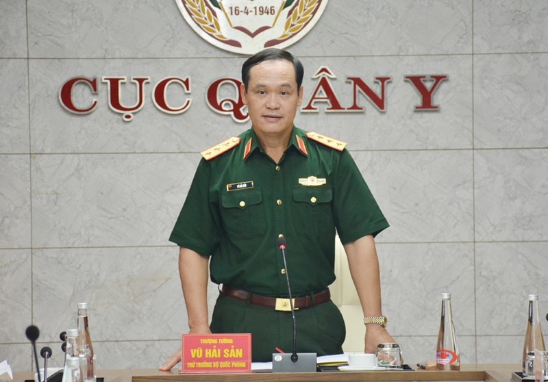 5 Thu truong Bo Quoc phong nhan Huan chuong Bao ve To quoc-Hinh-5