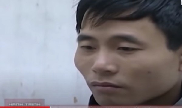 Nhin lai vu nguoi phu nu tren dat Cang bi doat mang-Hinh-8