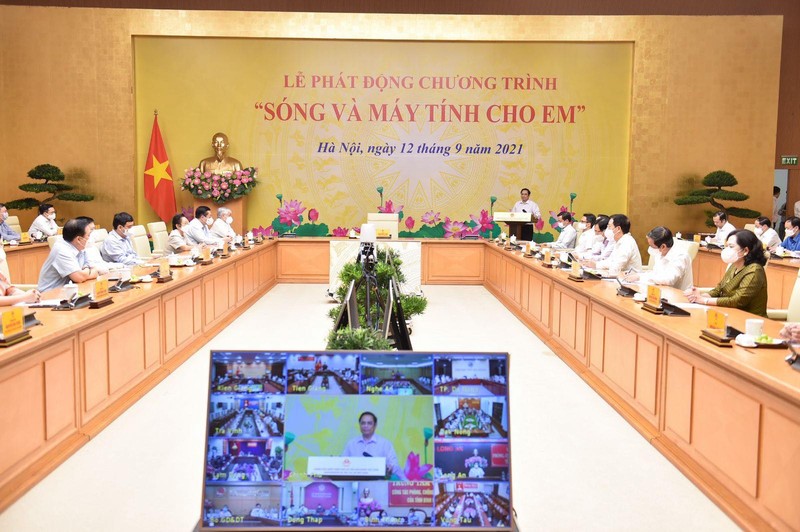Bo truong Nguyen Manh Hung: Song va may tinh cho em la de… xay dung xa hoi so”-Hinh-2