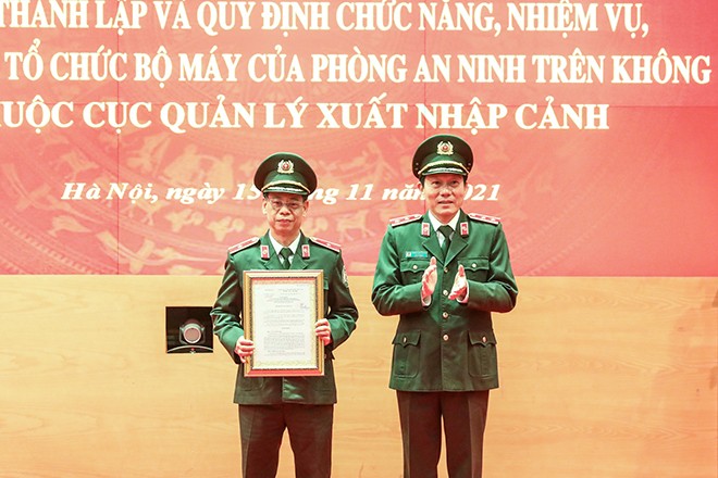 Bo Cong an thanh lap luc luong an ninh tren khong