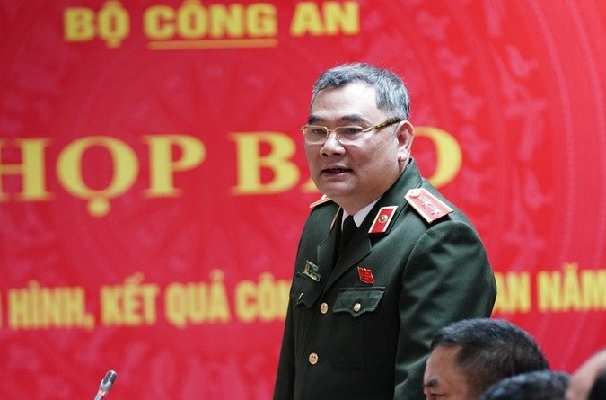 Ong Nguyen Duc Chung den toa bang xe 7 cho: Bo Cong an noi gi?-Hinh-2