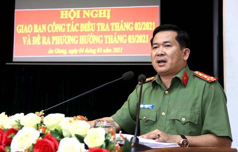 Chan dung tan Giam doc Cong an tinh Quang Ninh-Hinh-2