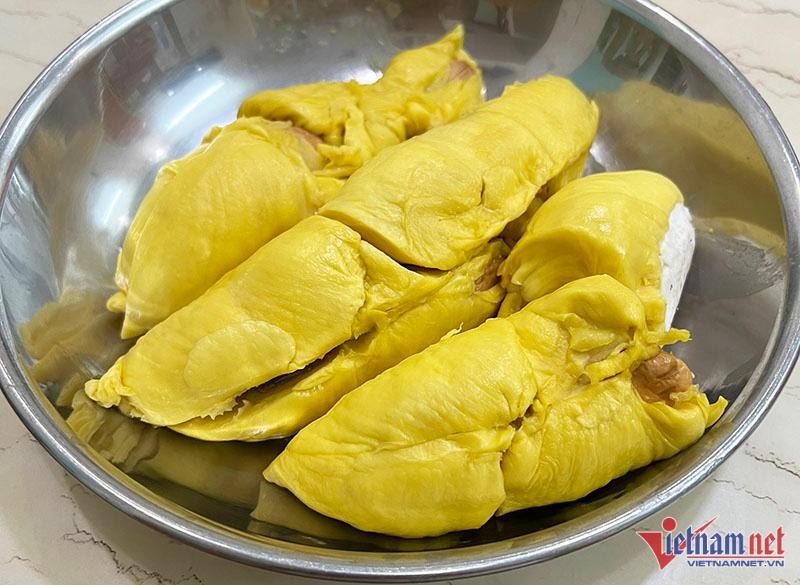 Sau rieng Musang King triu canh, chin rung ban 3 trieu dong/qua-Hinh-9