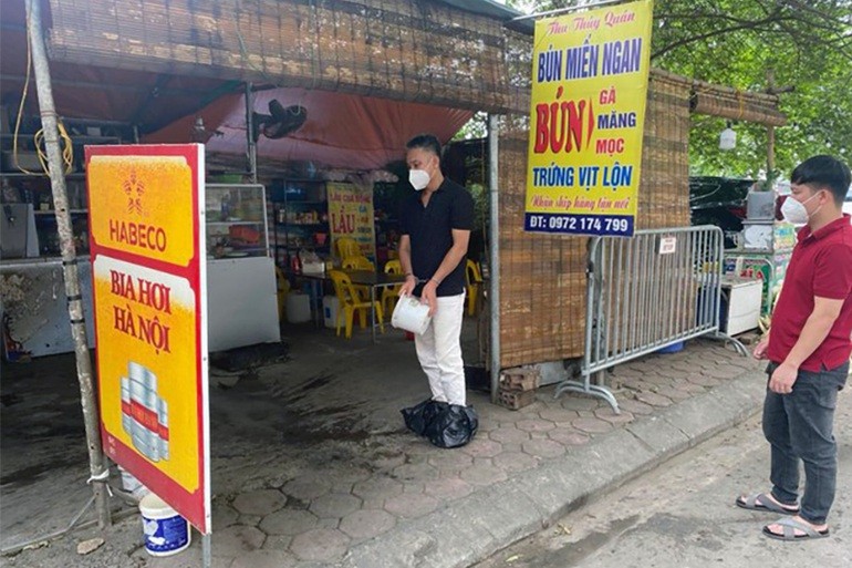 Bat Nguyen Hai Ha - cuu giang vien dai hoc dung xang dot nha nguoi khac