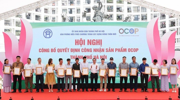 Ha Noi: Cong bo quyet dinh cong nhan 595 san pham OCOP nam 2021