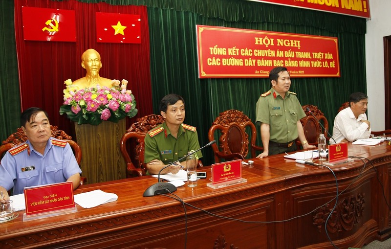 Dai ta Dinh Van Noi chinh thuc giu chuc Giam doc Cong an Quang Ninh-Hinh-17