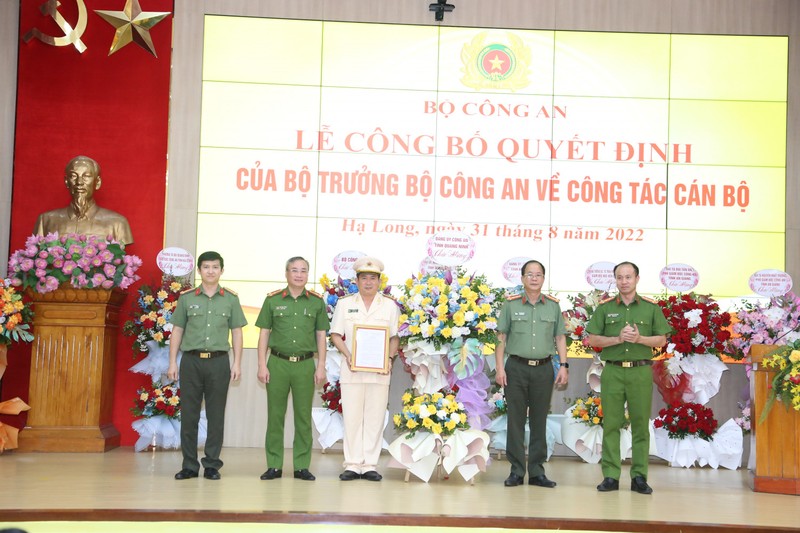 Dai ta Dinh Van Noi noi gi khi lam GD Cong an Quang Ninh?-Hinh-4