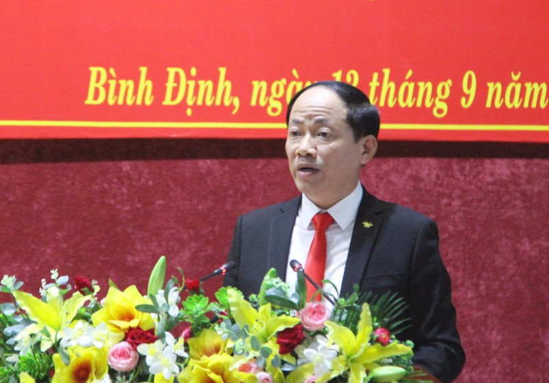 Chan dung tan Chu tich UBND tinh Binh Dinh Pham Anh Tuan-Hinh-5