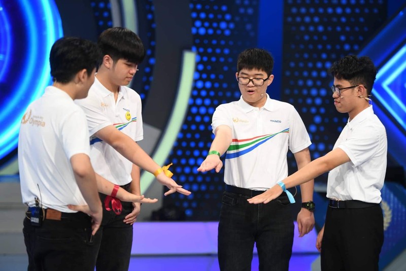 Cong dong mang che 'nhieu san' trong Chung ket Duong len dinh Olympia 2022-Hinh-3