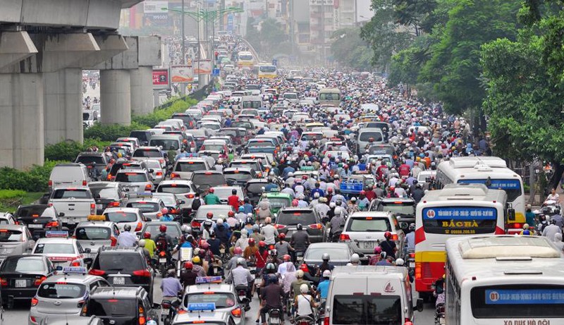 Ha Noi tiep thu phan bien de an thu phi phuong tien vao noi do