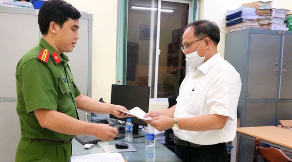 Tat Thanh Cang tu dinh cao danh vong den linh an-Hinh-11