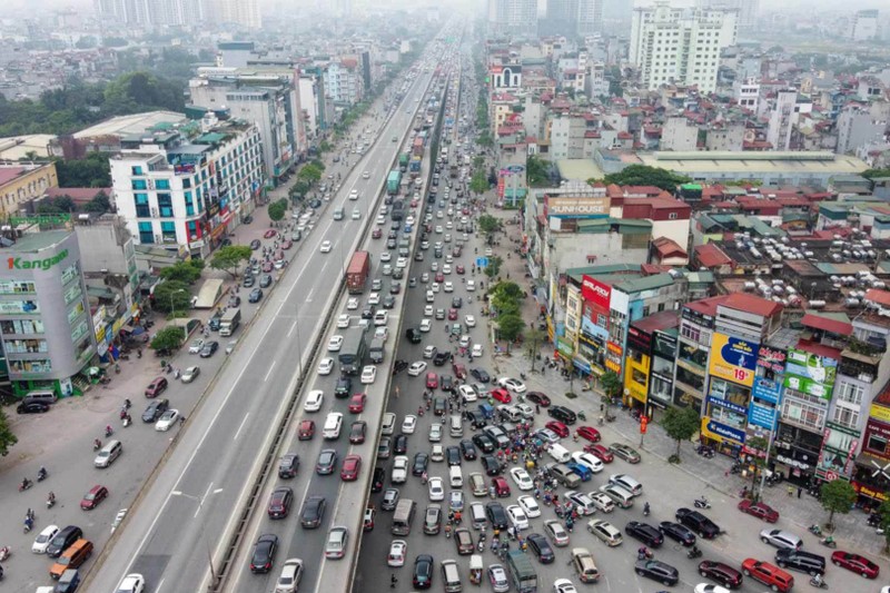 Ha Noi lap 100 tram thu phi xe vao noi do: Chua kha thi?