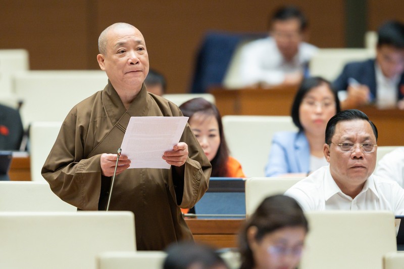 Phat bieu an tuong DBQH: “Tong ra soat bang thac si, tien si cua can bo”-Hinh-5