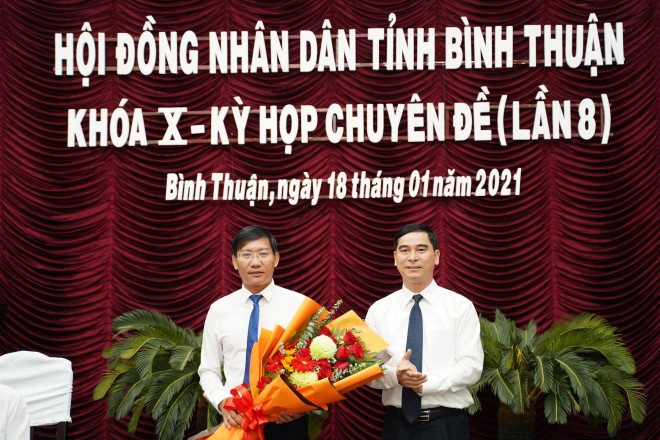 Quan lo Chu tich Binh Thuan Le Tuan Phong den khi bi mien nhiem-Hinh-9