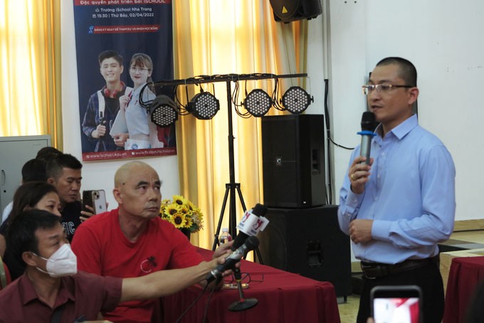 600 hoc sinh Ischool Nha Trang ngo doc: Tap doan Nguyen Hoang lien doi?-Hinh-4