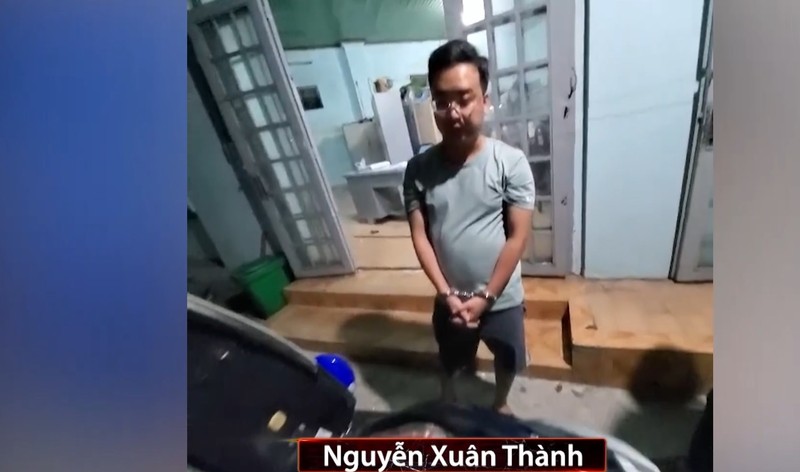 Cận cảnh bắt giữ bà trùm ma túy khét tiếng Oanh “Hà” - Hình 20 Can canh bat giu ba trum ma tuy khet tieng Oanh “Ha”-Hinh-20