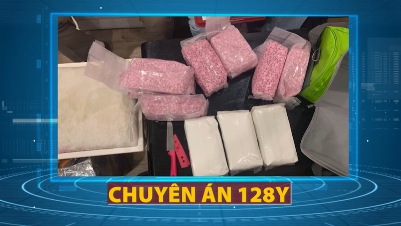 Cận cảnh bắt giữ bà trùm ma túy khét tiếng Oanh “Hà” - Hình 5 Can canh bat giu ba trum ma tuy khet tieng Oanh “Ha”-Hinh-5