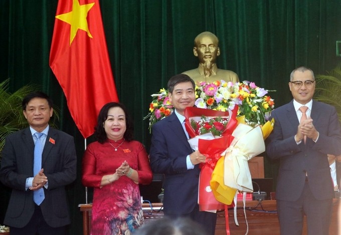 Chan dung 5 Chu tich UBND tinh, thanh duoc bo nhiem nam 2022-Hinh-5