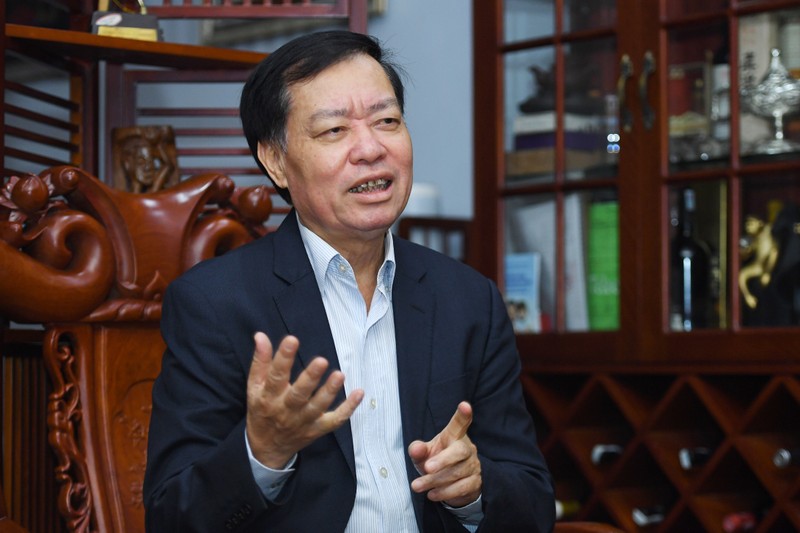 Thuong Tet Nguyen dan 2023: Nguoi cuoi, ke khoc