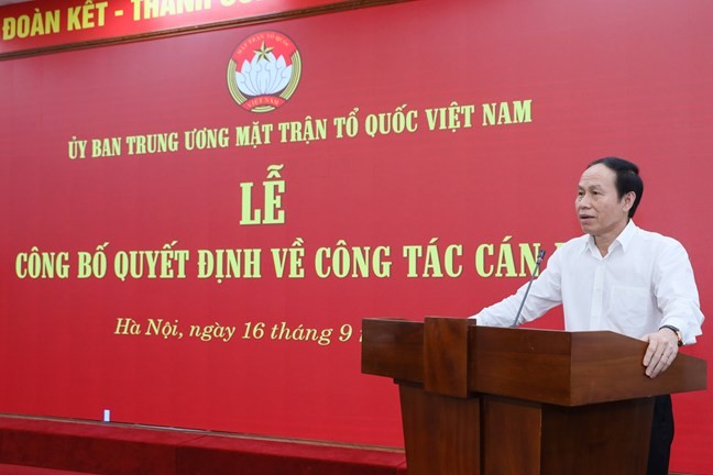 Chan dung tan Bi thu Thanh uy Hai Phong Le Tien Chau-Hinh-7