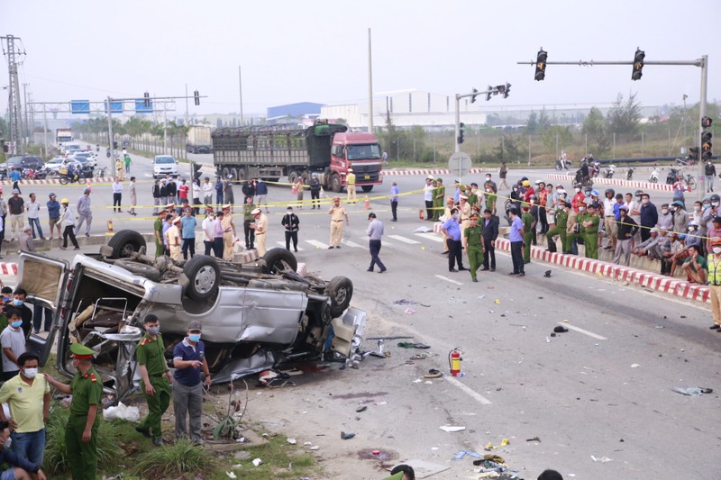 Tai nan tham khoc 8 nguoi chet o Quang Nam: Da du de thuc tinh?