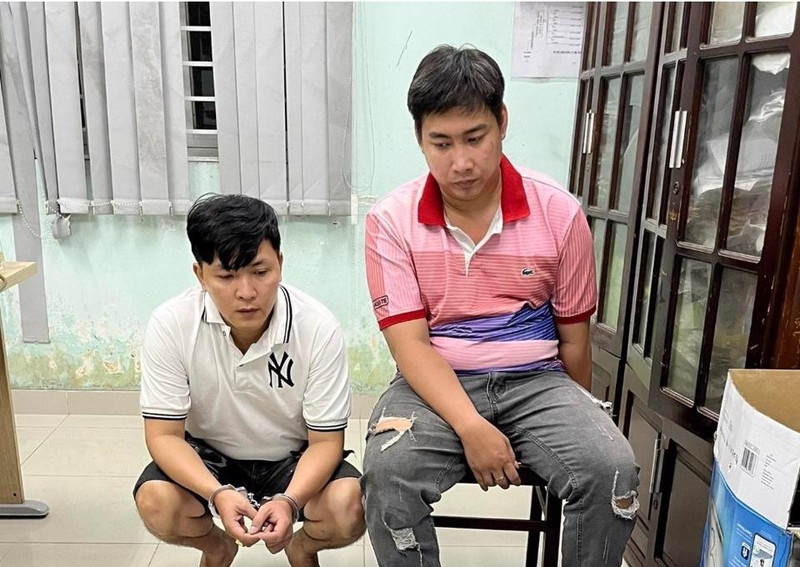 4 nữ tiếp viên và loạt vụ vận chuyển ma túy qua đường hàng không - Hình 8 4 nu tiep vien va loat vu van chuyen ma tuy qua duong hang khong-Hinh-8