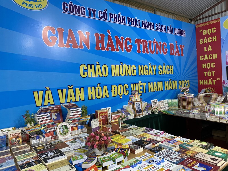 Hai Duong: Nhieu hoat dong hap dan tai Ngay sach va Van hoa doc Viet Nam-Hinh-5