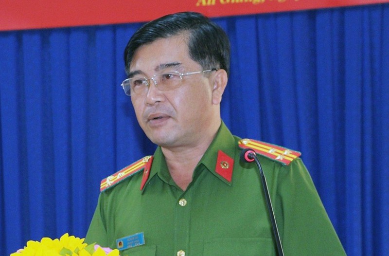 Hàng loạt cán bộ công an, Viện kiểm sát ở An Giang bị kỷ luật Hang loat can bo cong an, Vien kiem sat o An Giang bi ky luat
