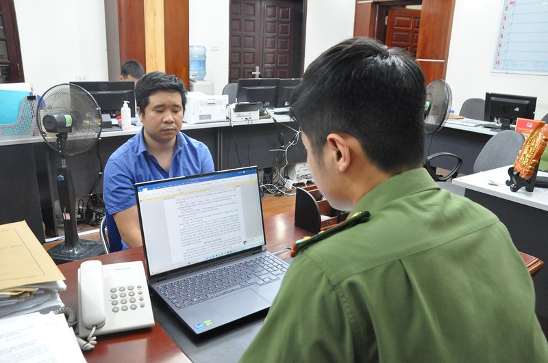 Hai Duong: Lua dao chua benh bang tam linh, chiem doat hang tram trieu