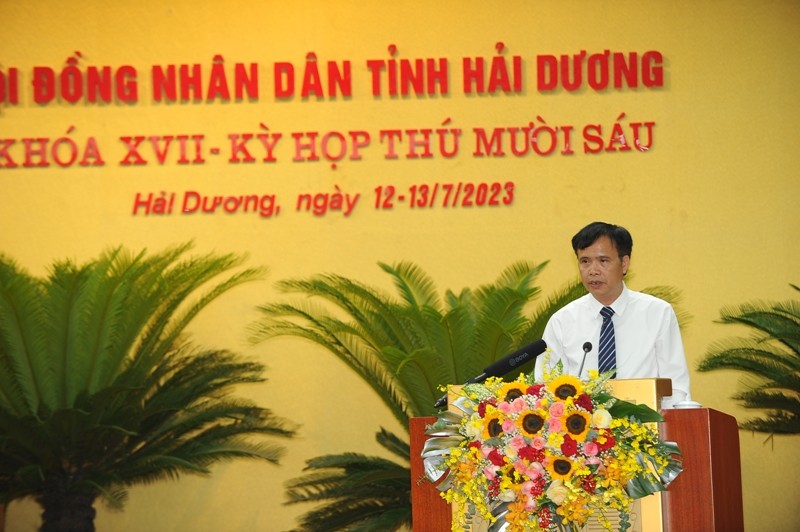 Hai Duong: Day nhanh sat hach lai xe, giai quyet hon 10.000 hoc vien ton dong