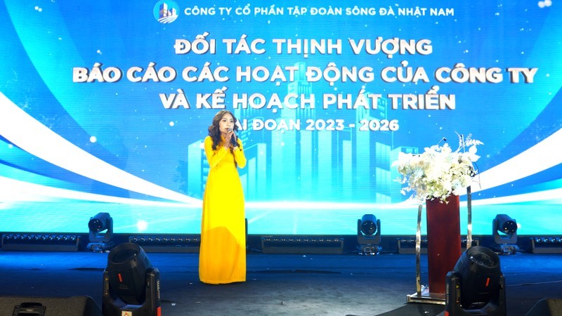 Loat phat ngon gay soc cua Tong giam doc Nhat Nam Vu Thi Thuy-Hinh-8