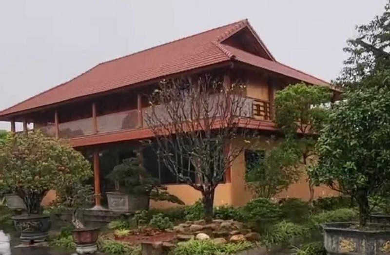 Hải Dương: Một hộ dân xây dựng biệt phủ trái phép trên đất nông nghiệp - Hình 2 Hai Duong: Mot ho dan xay dung biet phu trai phep tren dat nong nghiep-Hinh-2