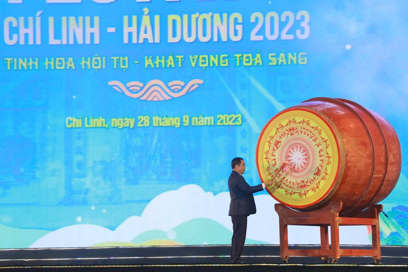 Festival Chi Linh - Hai Duong 2023: Khai mac hoanh trang, lan toa van hoa dan toc-Hinh-2