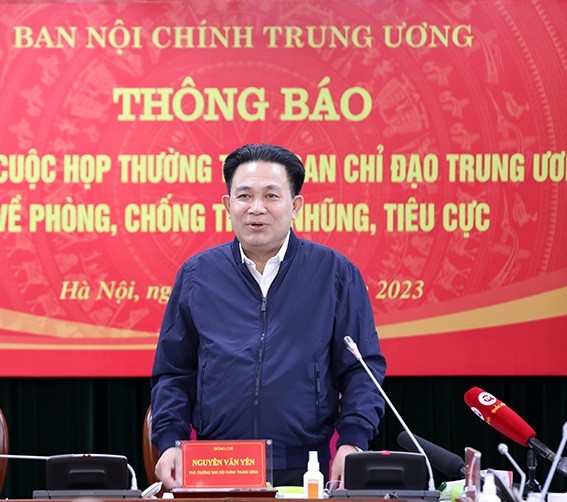 Pho ban Noi chinh Trung uong noi gi ve vu bat ong Luu Binh Nhuong?