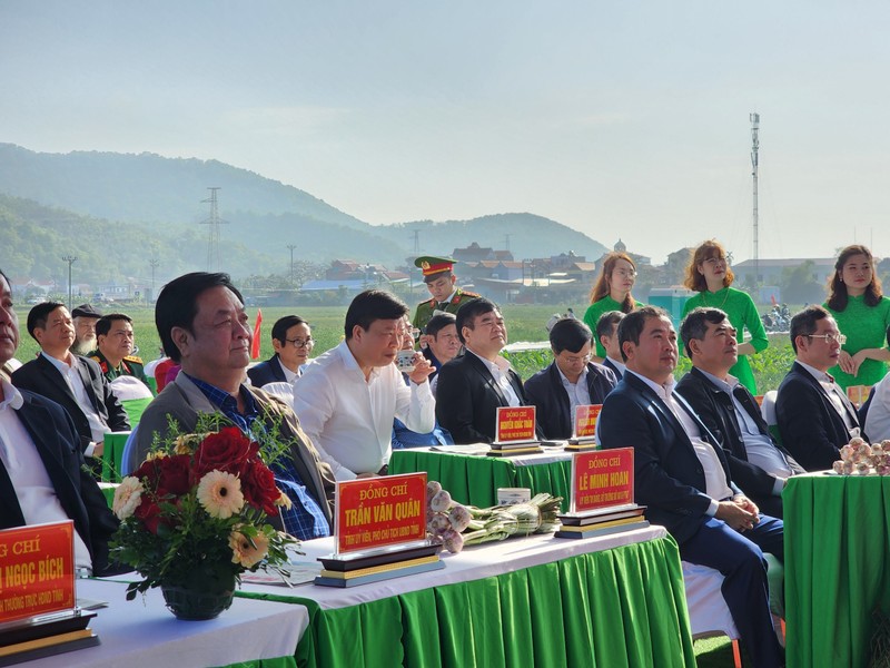 Bo truong Le Minh Hoan: Hai Duong can nang tam gia tri nong san-Hinh-2