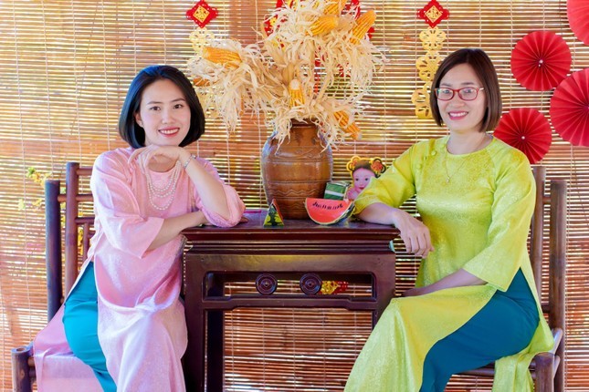 Cac nu can bo doan Dak Nong duyen dang voi ao dai-Hinh-7