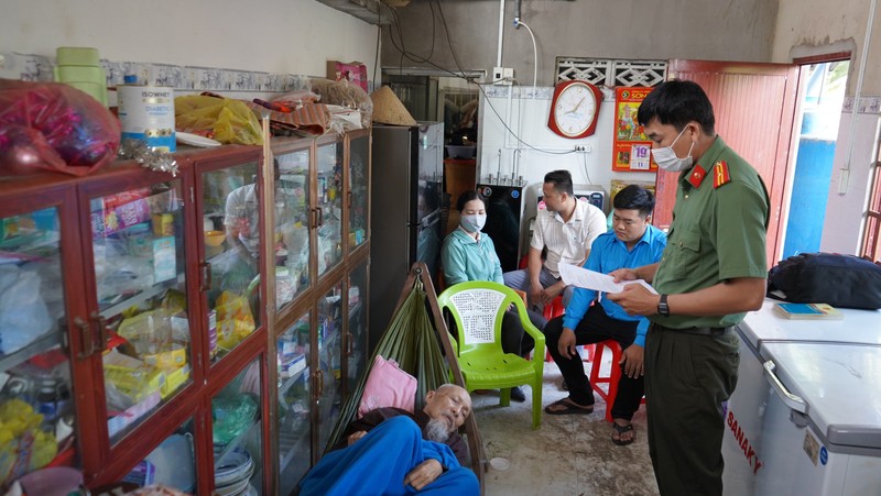 Vu Tinh that Bong Lai: Ong Le Tung Van bi khoi to toi “loan luan”