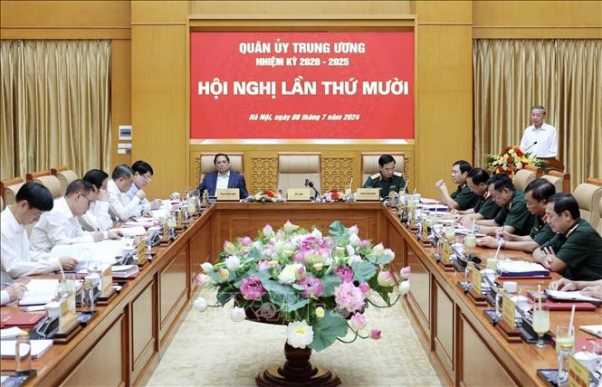 View - 	Quân ủy Trung ương quán triệt tinh thần "5 quyết tâm và 5 chủ độn