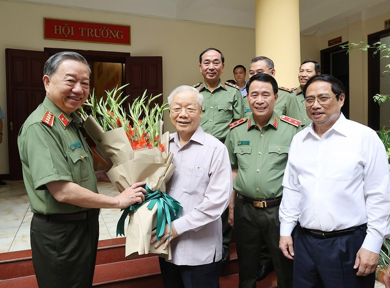Một số hình ảnh nổi bật của Đồng chí Tổng Bí thư Nguyễn Phú Trọng - Hình 12 Mot so hinh anh noi bat cua Dong chi Tong Bi thu Nguyen Phu Trong-Hinh-12