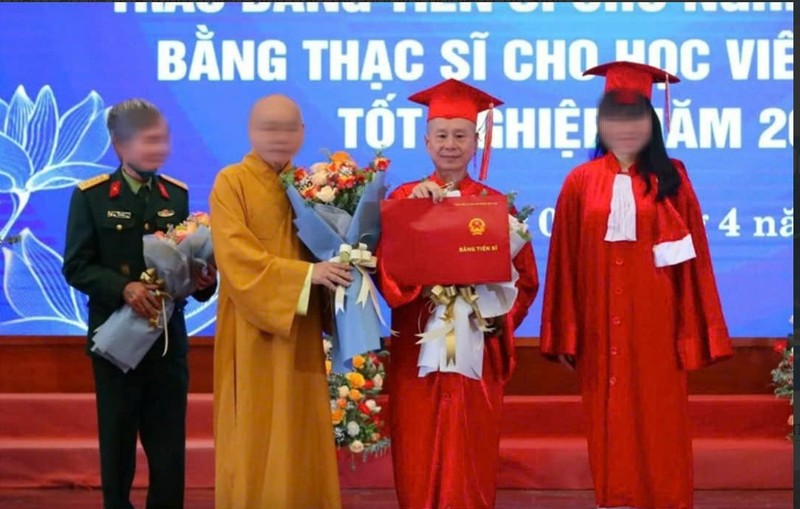 Su dung bang gia co phai chiu trach nhiem hinh su?