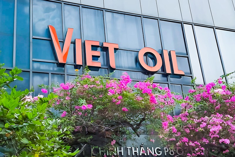 Vu Xuyen Viet Oil: Khi nao “nhan qua tang” la nhan hoi lo?