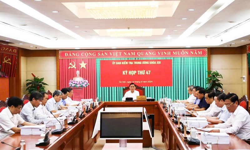 Nguyen Bi thu tinh Ha Giang - Dang Quoc Khanh bi de nghi ky luat