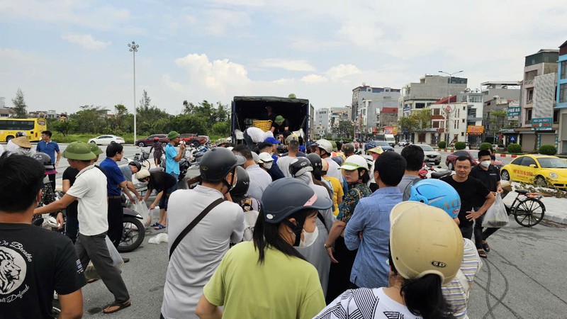 Hai Duong: Tieu thu hon tram tan ca long tu tinh nguoi trong lu-Hinh-4