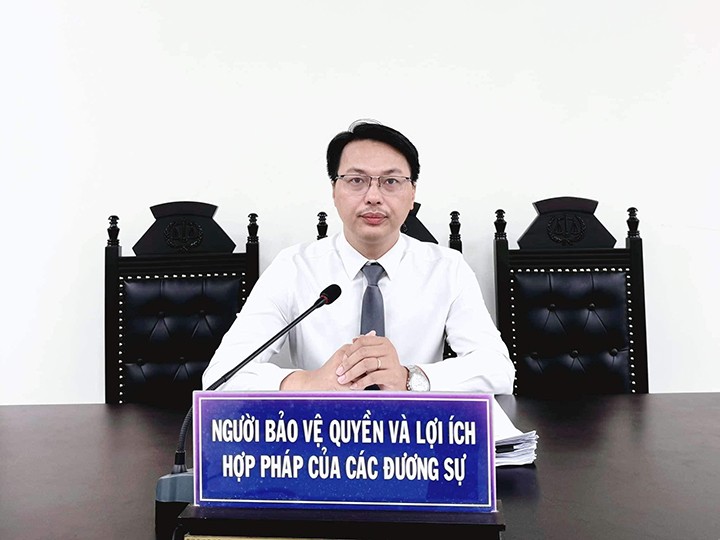 Cong khai nguoi dau gia dat cao roi bo coc la can thiet-Hinh-2