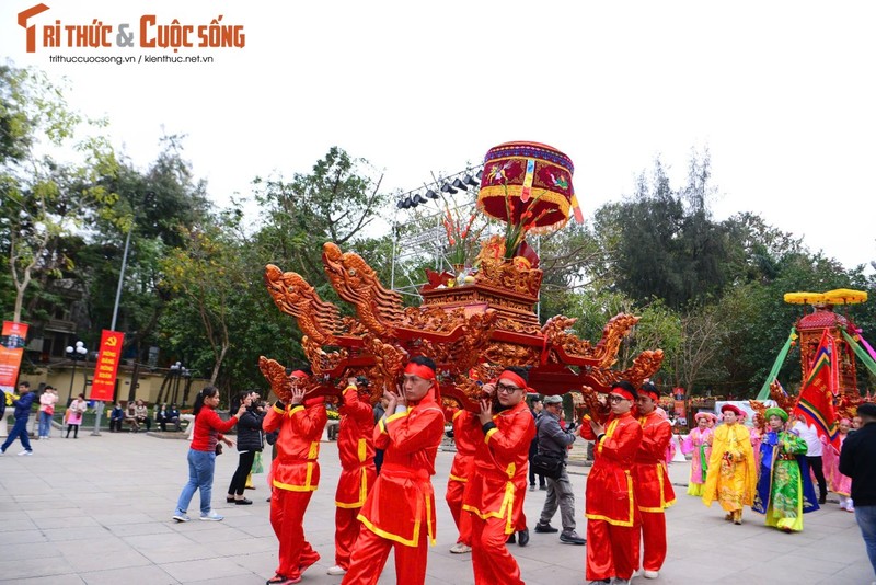 Thu tuong: Tuyet doi khong to chuc cac le hoi tran lan, lang phi