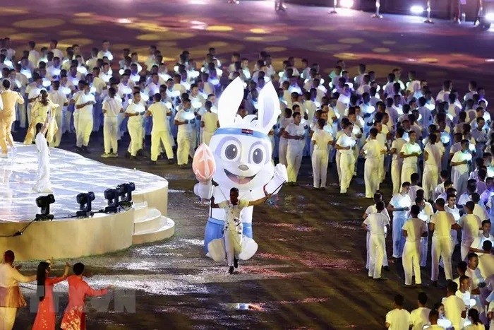 Hinh anh an tuong tai le Be mac SEA Games 32 lung linh sac mau-Hinh-3