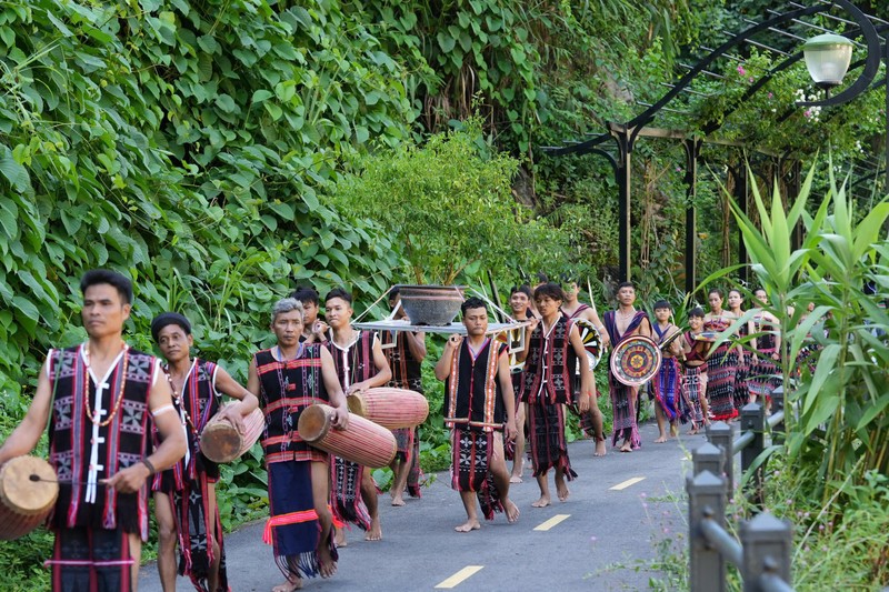 Le hoi Ot A Rieu Quang Nam lan thu I - moi la va doc dao-Hinh-4