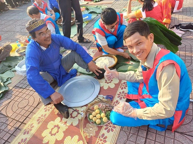 Ha Tinh: Lan toa gia tri di san van hoa le hoi Hai Thuong Lan Ong-Hinh-9